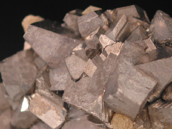 zu2.JPG (101431 bytes)