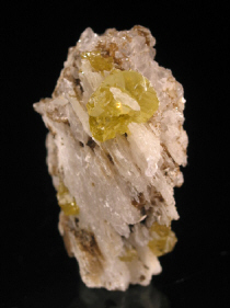 sphalerite_inner_mongolia_huanggang_for_sale.JPG (81629 bytes)